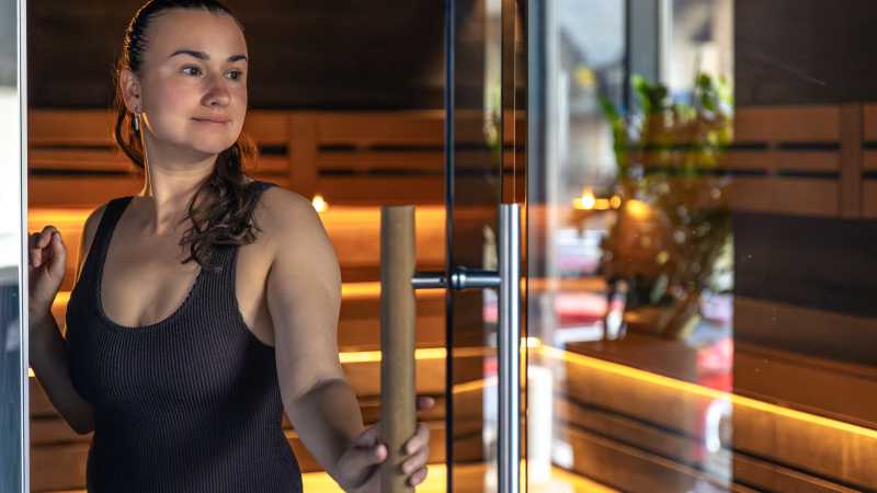 The Ultimate Guide to Saunas: Health Benefits, Types, and Choosing the Right One for Your Home