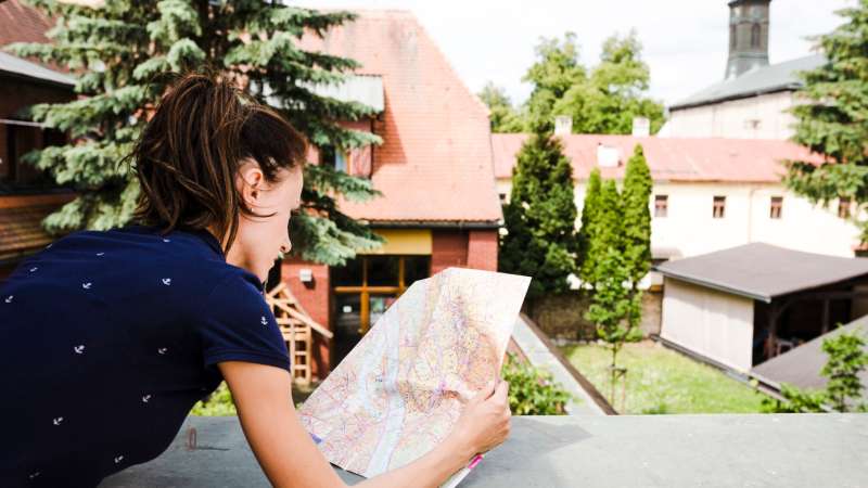 How Homeowners Can Choose the Right Home-Sale Path When Time Matters