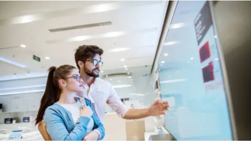 Choosing Suitable LCD Screens for Digital Price Tags Integration