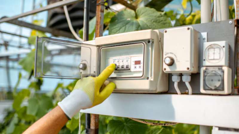 Power Quality in Advanced Life Sciences: How Industrial-Grade Surge Protection Safeguards Precision Laboratory Instruments